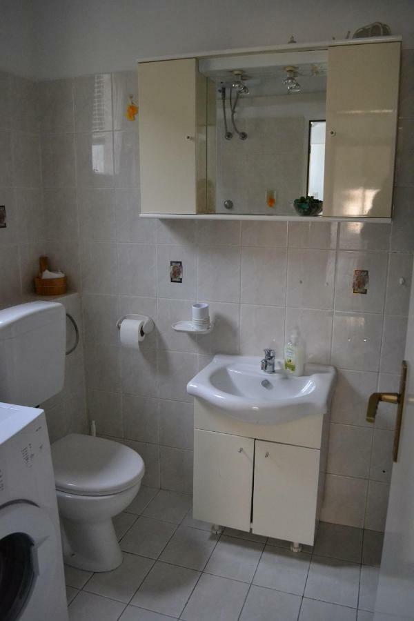 Alex Apartman